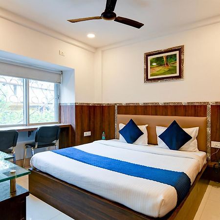 Hotel Q Inn 콜카타 외부 사진