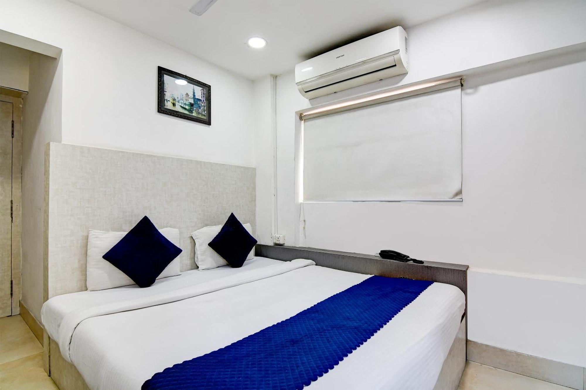 Hotel Q Inn 콜카타 외부 사진