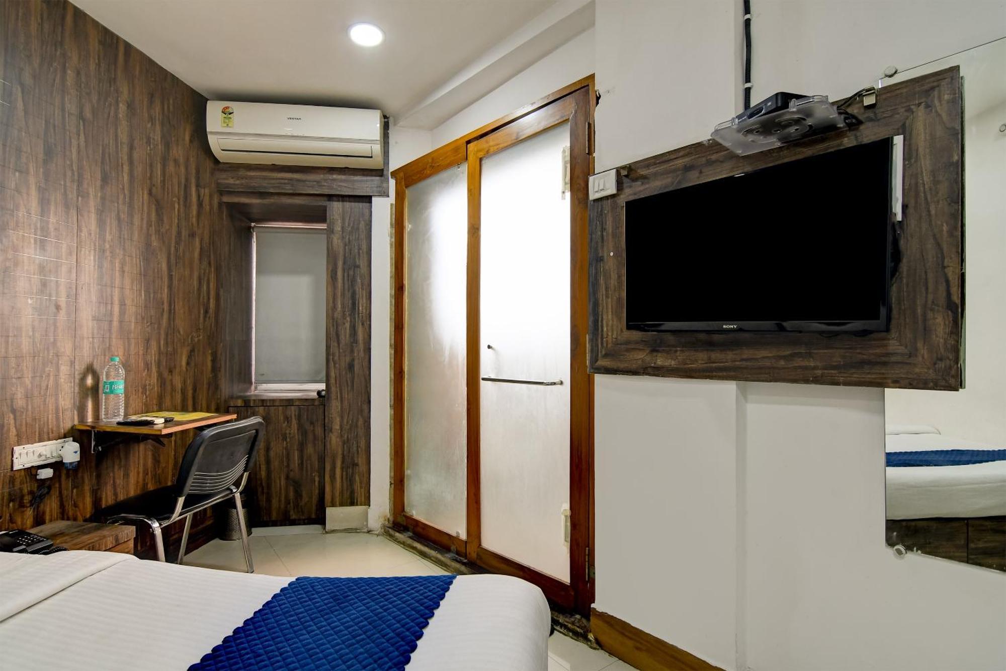 Hotel Q Inn 콜카타 외부 사진