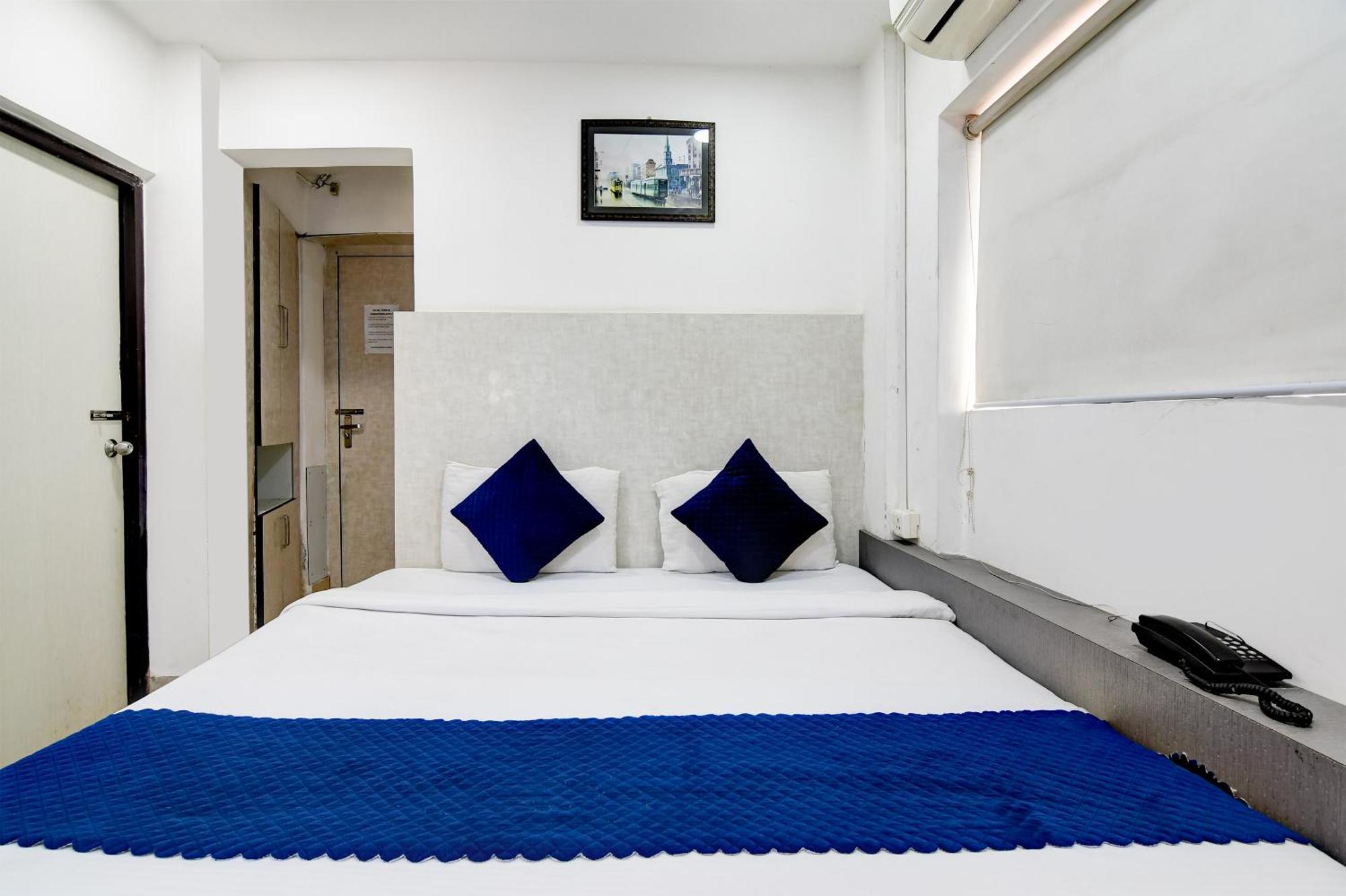 Hotel Q Inn 콜카타 외부 사진